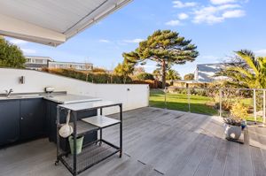 Photo 27- click for photo gallery